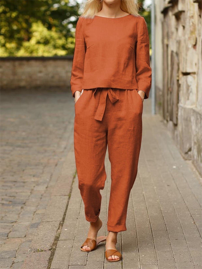 Ensemble décontracté deux pièces en lin pour femme, avec taille large Berg-Feldt