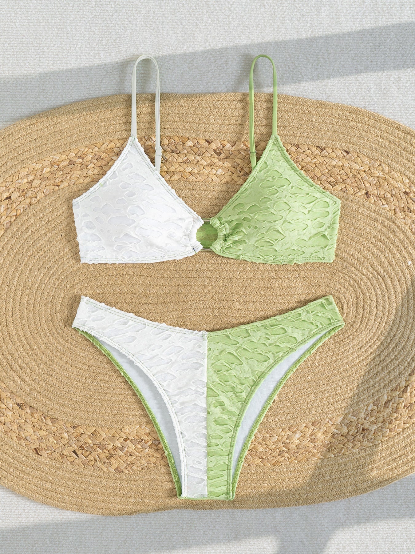 Ensemble de bikini structuré unique pour femme par berg-feldt