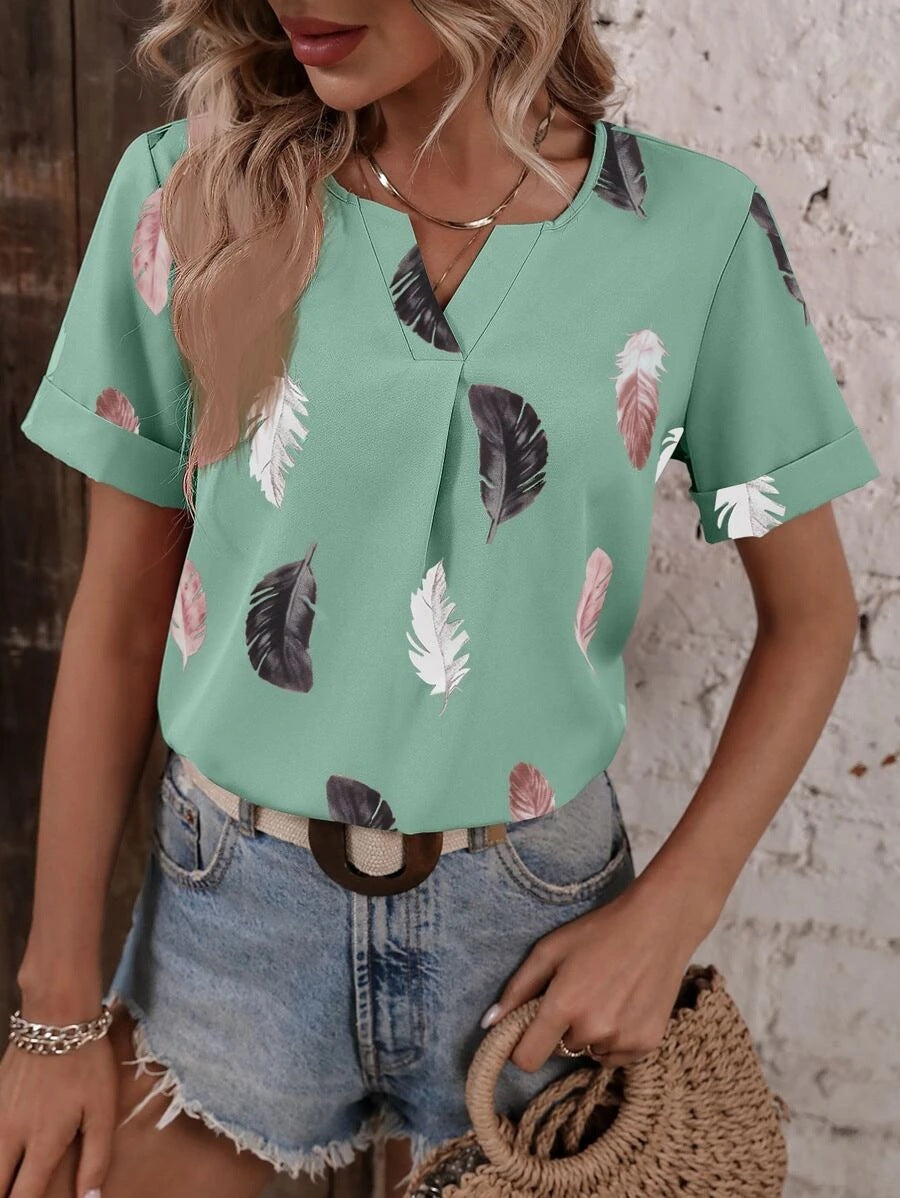 Chemise légère pour femme avec un design chic à feuilles et une coupe décontractée de berg-feldt