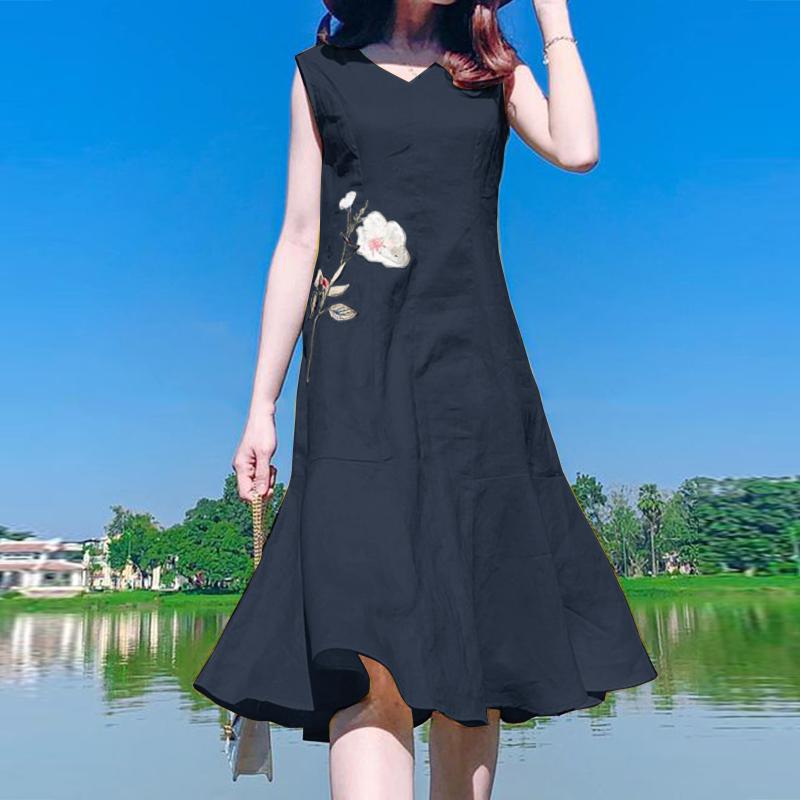 Robe midi évasée Berg-Feldt pour femme avec broderie florale
