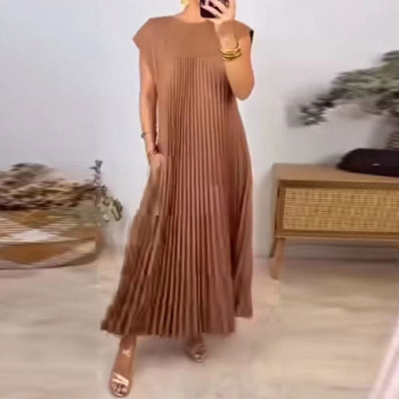 Robe longue élégante pour femme avec fines fronces et poches latérales de berg-feldt