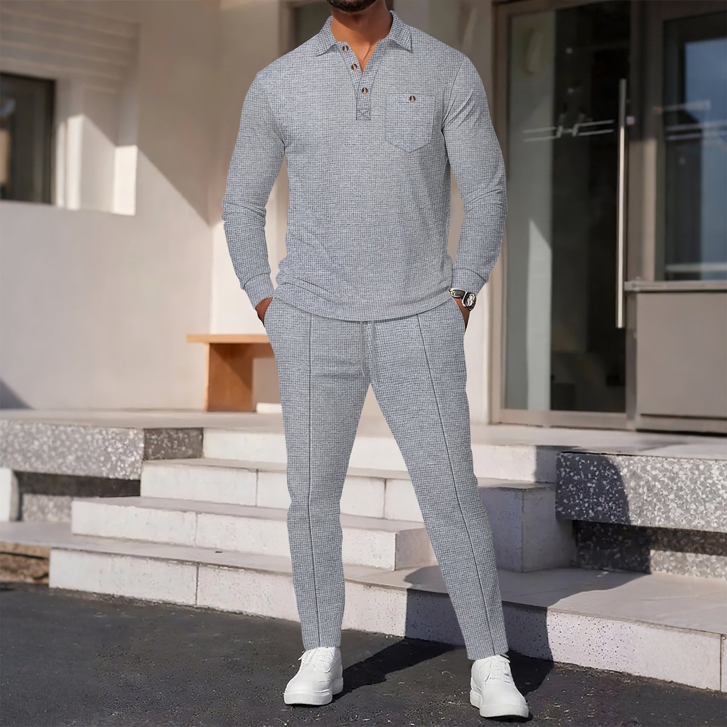 Herren eleganter Freizeitanzug mit strukturiertem Oberteil und bequemen Hosen Berg-Feldt