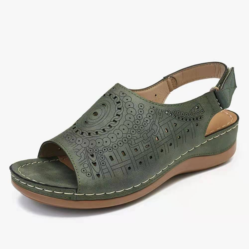 Sandales sportives pour femmes avec coupe décorative et semelle ergonomique de berg-feldt