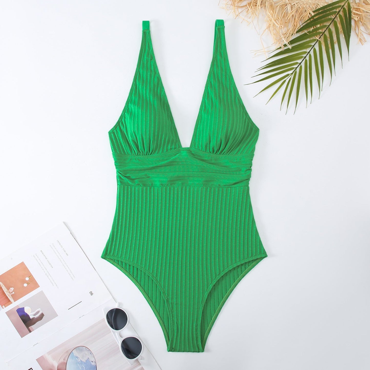 Maillot de bain femme Berg-feldt, décolleté plongeant, côtelé