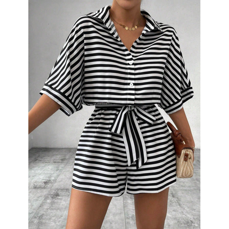 Ensemble pour femme Berg-Feldt : Chemise ample et short à rayures