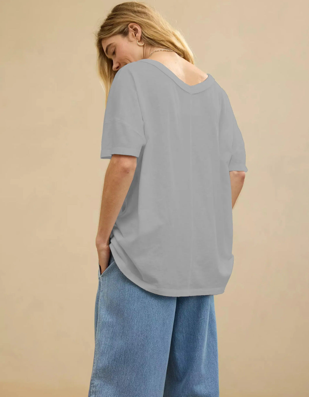 T-shirt femme oversize avec col en V plongeant, coupe décontractée, berg-feldt