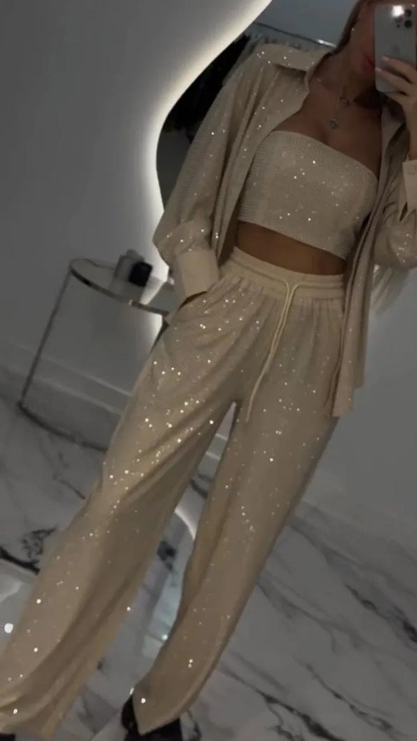 Loungewear Set for Women: Glittery Top & Elastic Trousers by berg-feldt