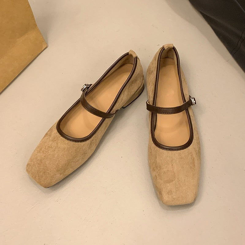 Frauen Mary Janes Ballerinas mit quadratischer Spitze und verstellbarem Riemchen von berg-feldt
