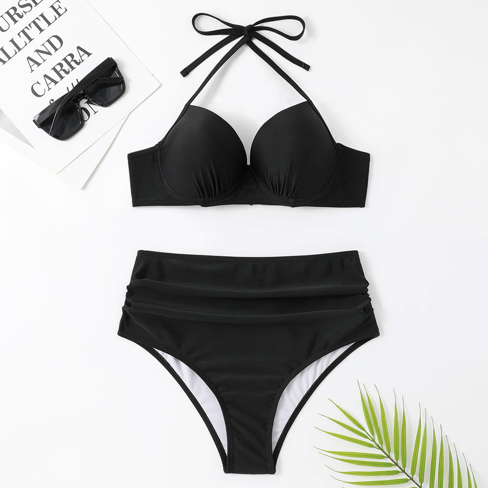 Ensemble de bikini femme avec soutien-gorge tour de cou et bonnets de berg-feldt