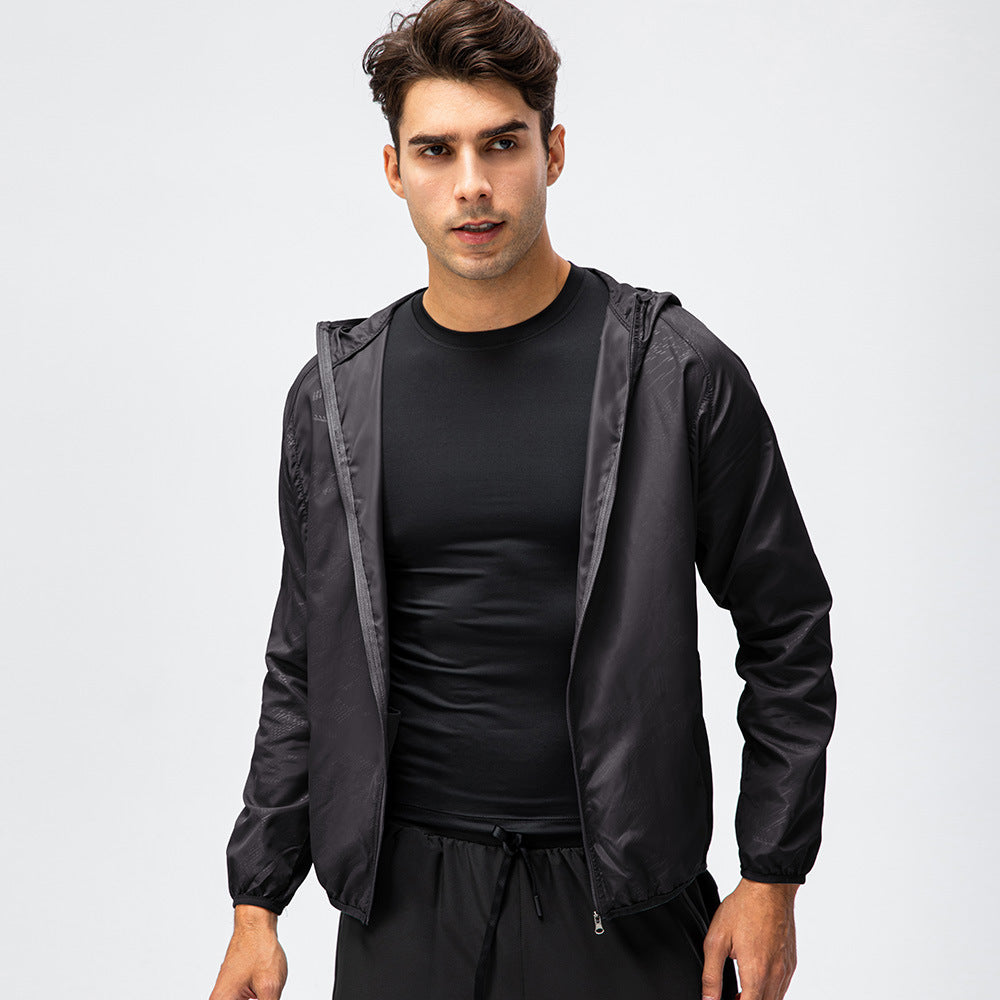 Leichte Herren Laufjacke, atmungsaktiv und mit Reflektoren von berg-feldt