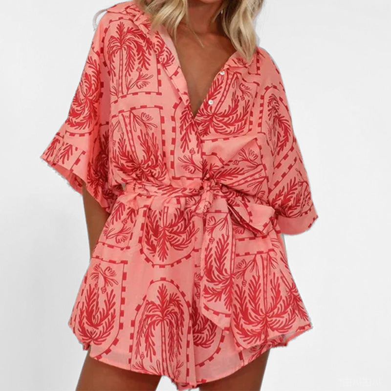 Elegantes Wickel-Strandkleid für Damen mit großem Berg-Feld-Druck