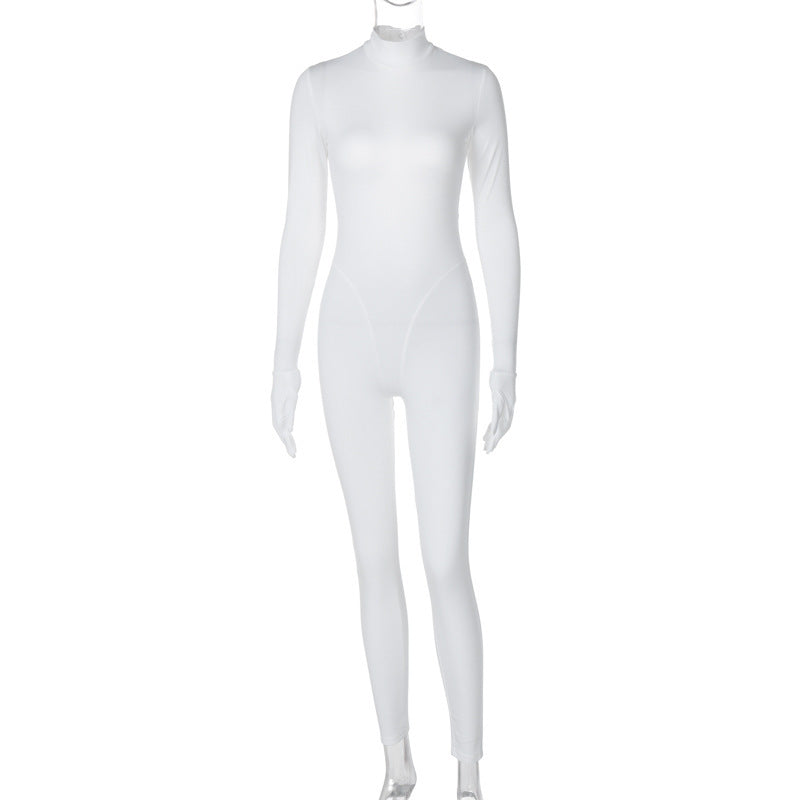Figurbetonender Damen-Jumpsuit mit hohem Kragen und langen Ärmeln von berg-feldt