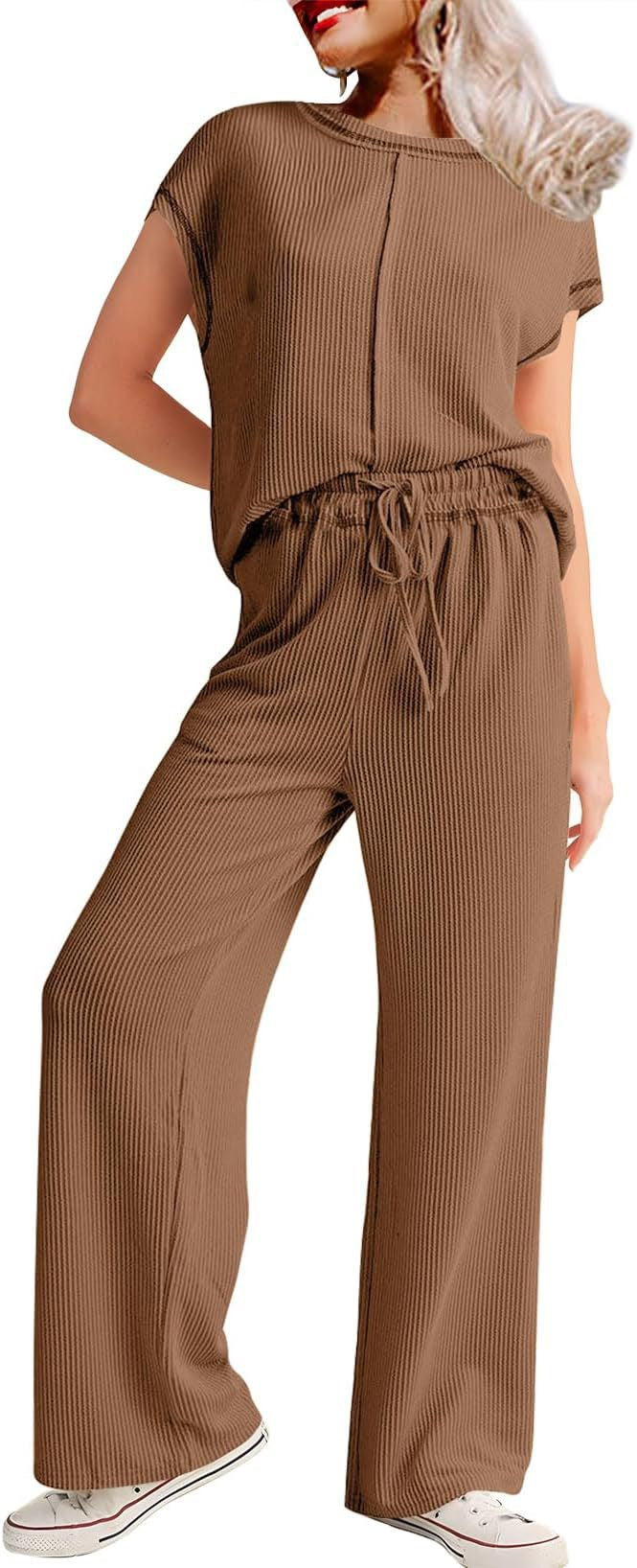 Weitbeiniger Damen-Jumpsuit aus Rippstoff, lässiger Schnitt von berg-feldt