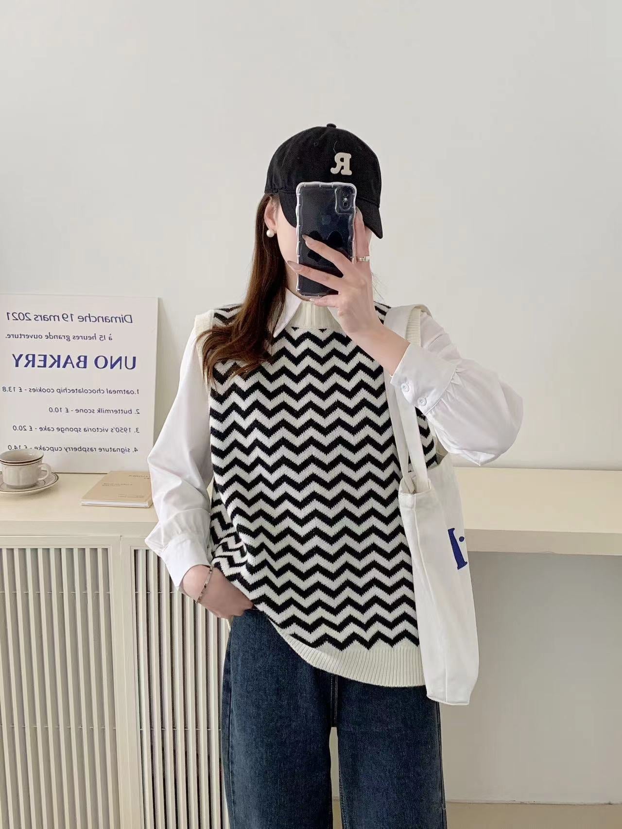Pull en maille pour femme avec motif zigzag et col élégant Berg-Feldt