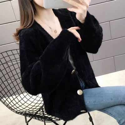Cardigan duveteux pour femme avec détails de boutons élégants Berg-Feldt