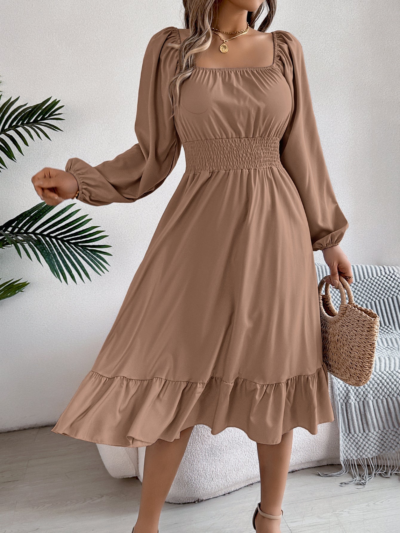 Robe midi pour femme avec jupe évasée et manches bouffantes de berg-feldt