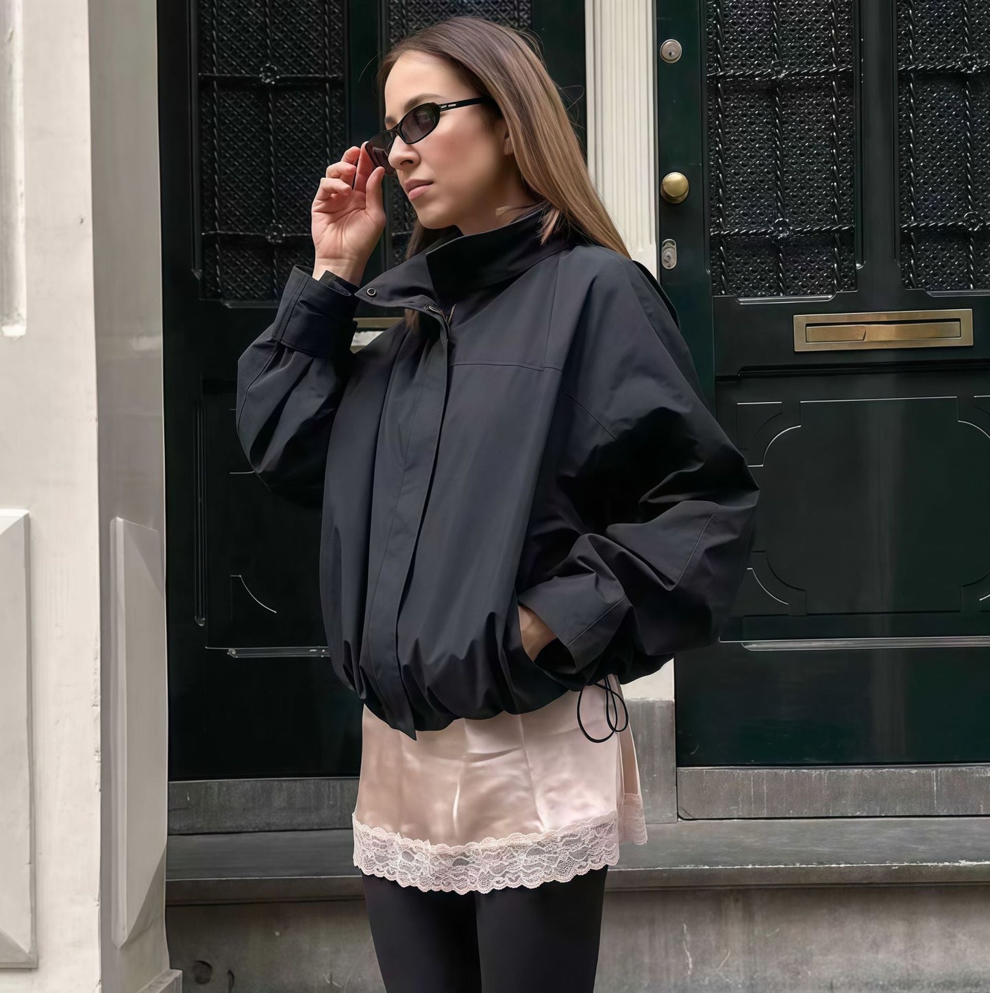 Veste Oversize Fonctionnelle pour Femme avec Col Montant et Design Innovant Berg-Feldt