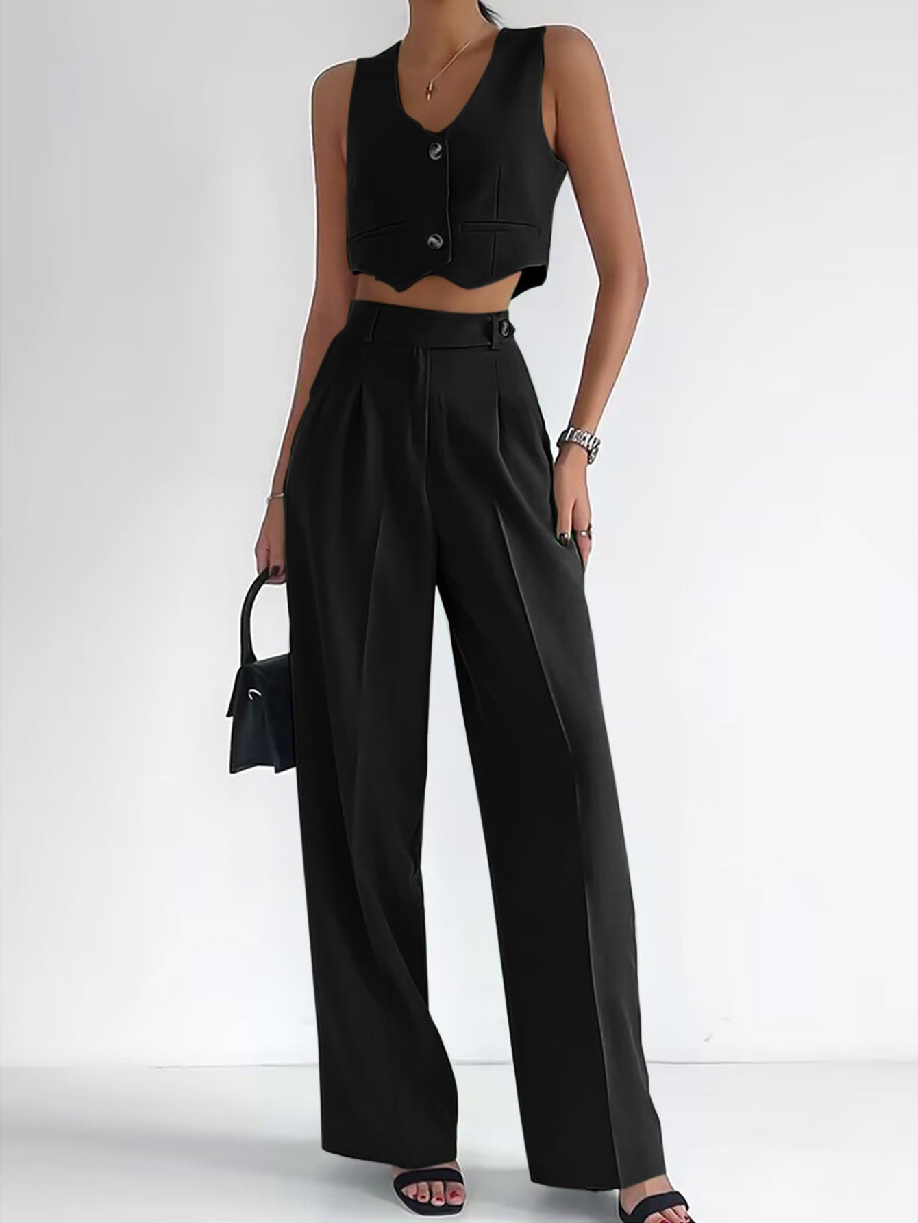 Ensemble deux pièces tendance pour femme avec haut sans manches et pantalon large Berg-Feldt