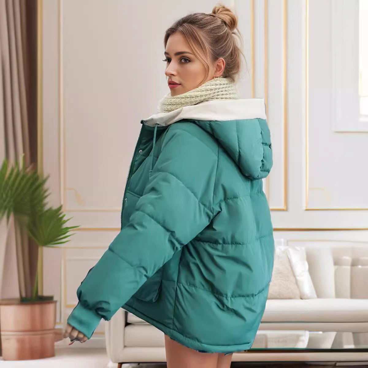 Doudoune matelassée femme à la mode avec capuche amovible et coupe confortable Berg-Feldt