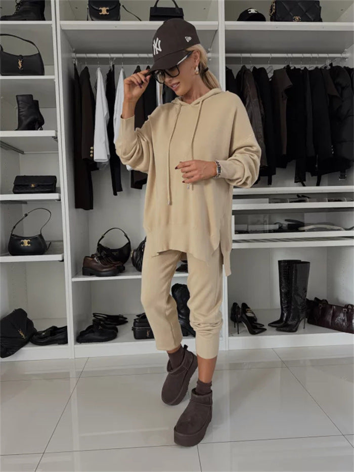 Ensemble confortable sweat à capuche et pantalon de jogging pour femme avec poches latérales Berg-Feldt