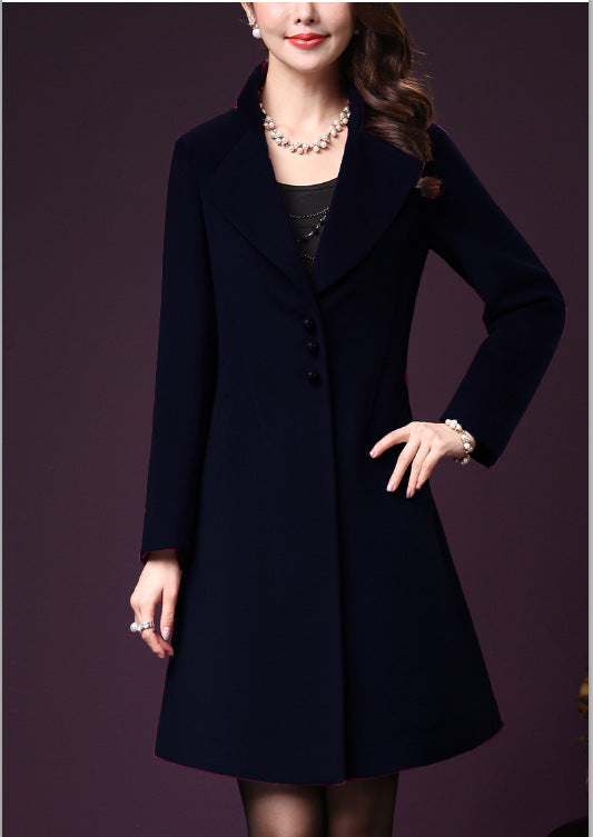 Manteau en laine classique et ajusté pour femme avec revers élégant Berg-Feldt