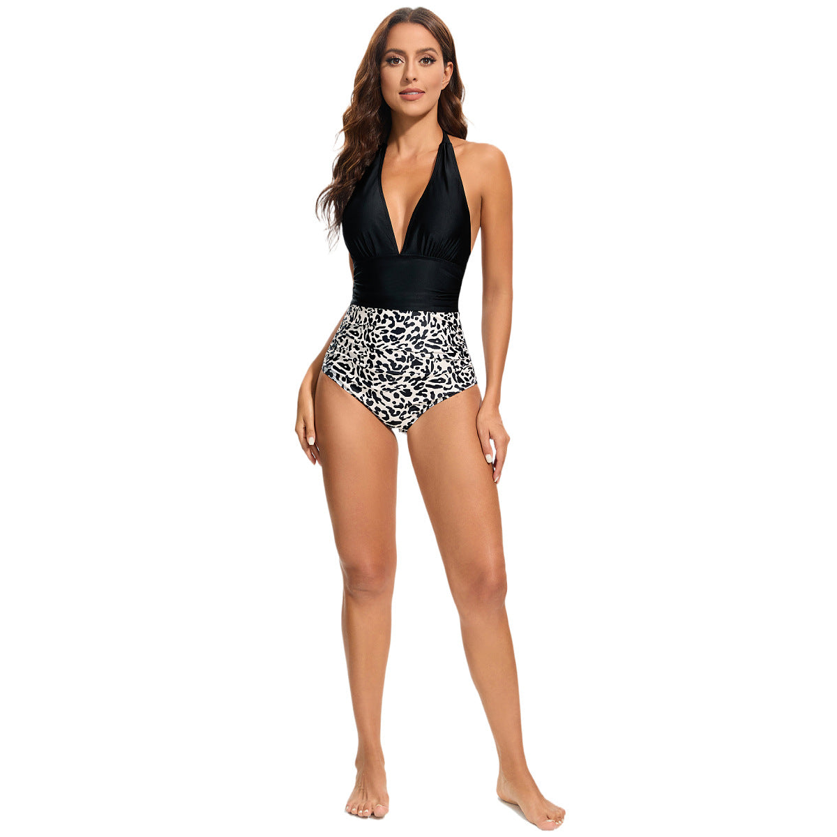 Maillot de bain élégant pour femme avec décolleté plongeant et échancrure haute, par berg-feldt