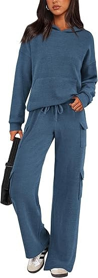 Ensemble de survêtement confortable à capuche et pantalon large pour femme Berg-Feldt