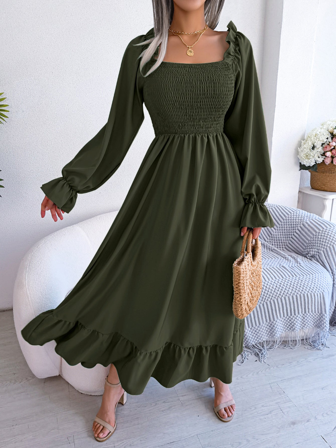Elegantes Maxikleid für Damen mit gerafftem Oberteil und langen Ärmeln von berg-feldt