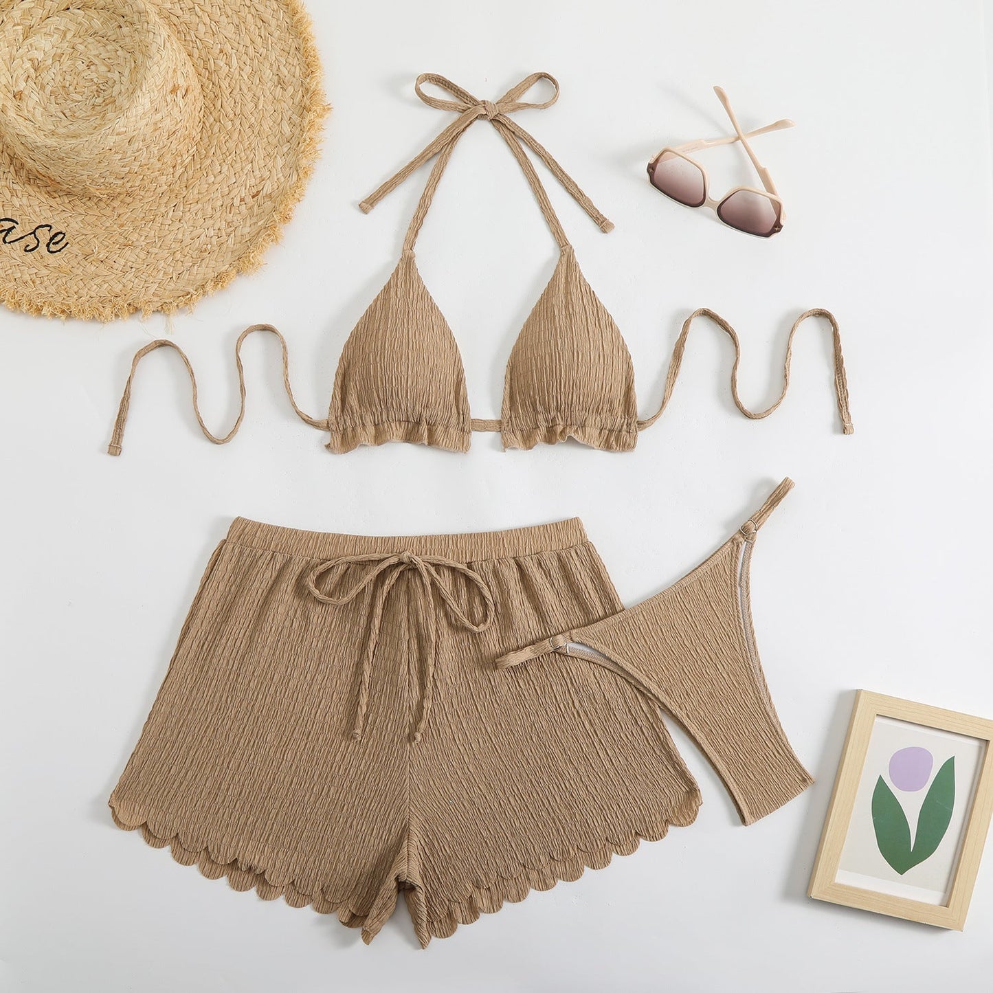 Ensemble de bikini pour femme avec coupe innovante et short décontracté de berg-feldt