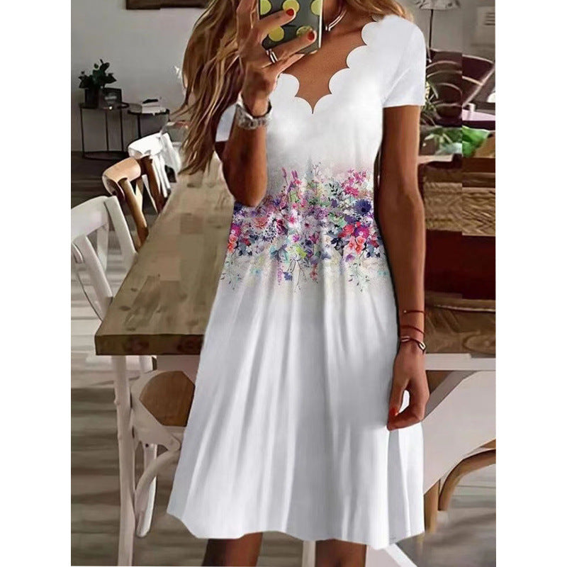 Robe femme Berg-Feldt, coupe évasée, encolure ondulée, motif floral