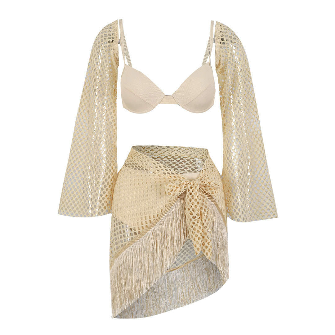 Ensemble bikini avec surjupe à franges et manches ajourées by berg-feldt