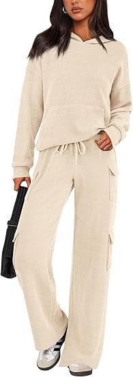 Ensemble de survêtement confortable à capuche et pantalon large pour femme Berg-Feldt