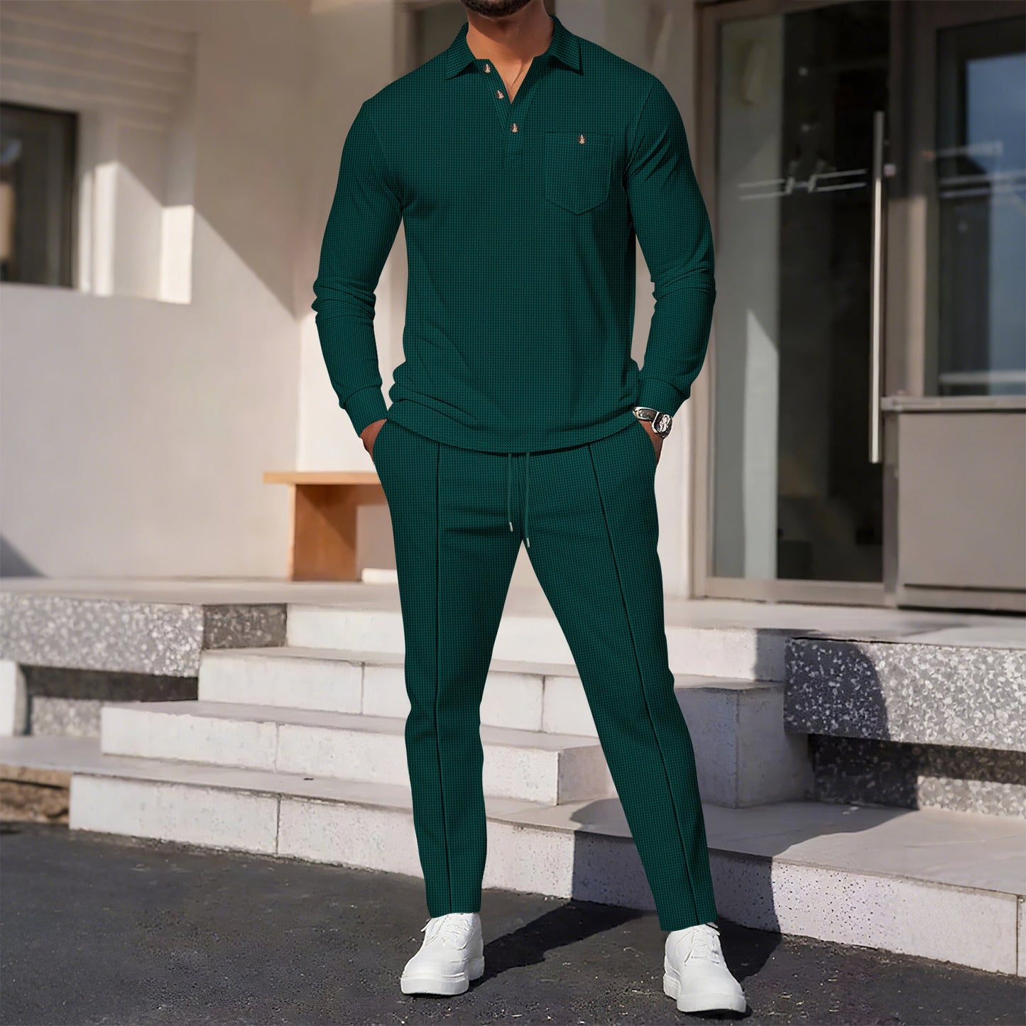Herren eleganter Freizeitanzug mit strukturiertem Oberteil und bequemen Hosen Berg-Feldt