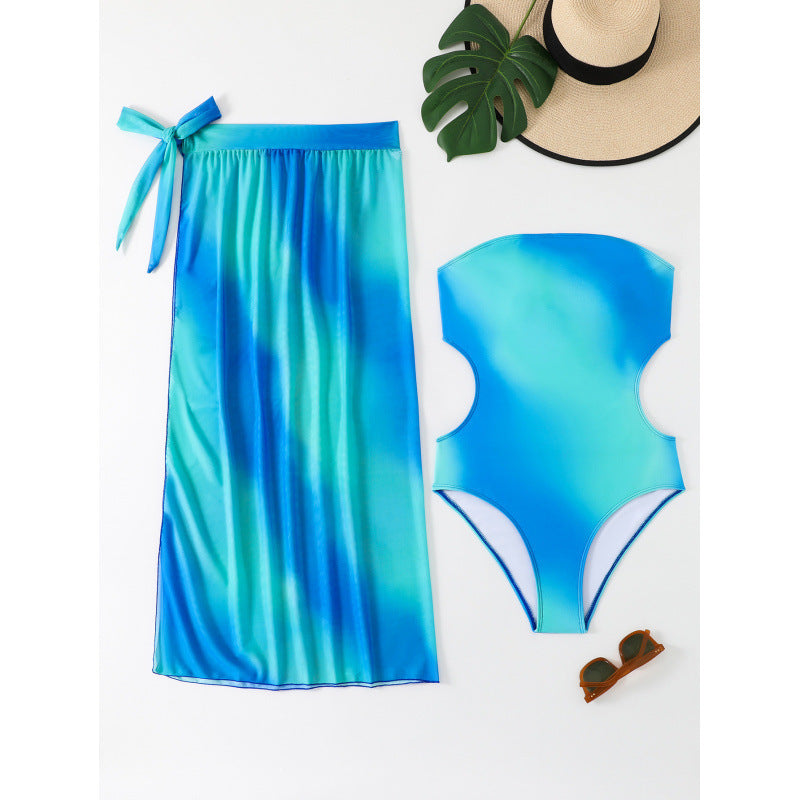 Maillot de bain femme Berg-Feldt avec découpes latérales et paréo assorti