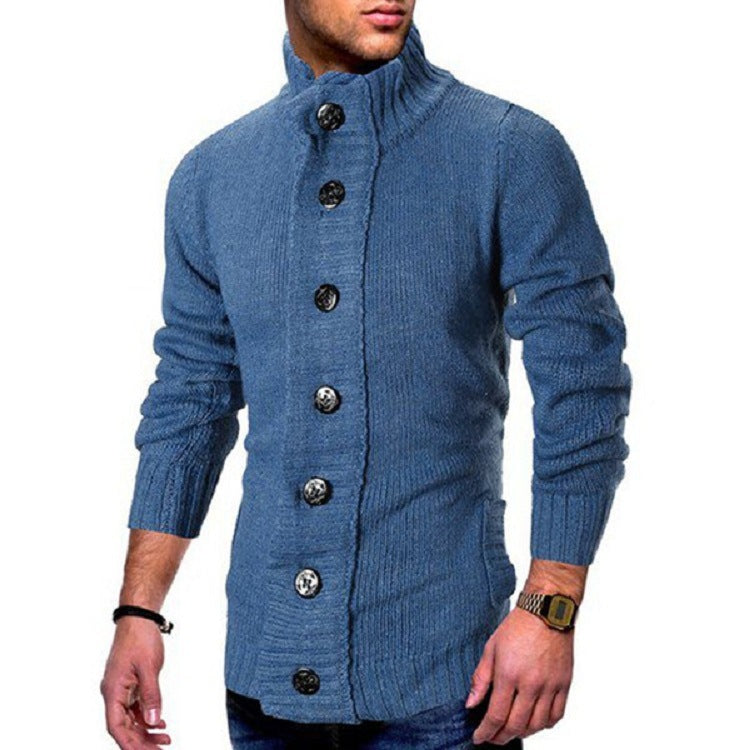 Herren Strickjacke mit hohem Kragen und markanten Knopfdetails Berg-Feldt