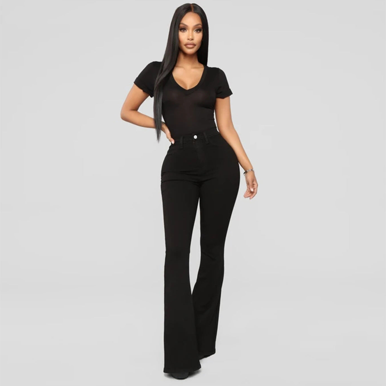 Haut ajusté pour femme avec jean flare large de berg-feldt