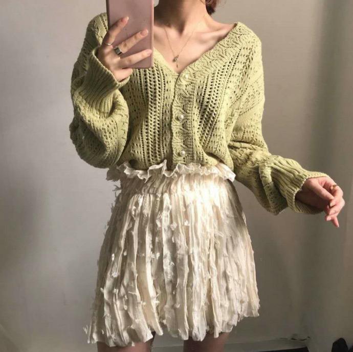 Pull en maille épaisse pour femme, avec décolleté en V tendance et boutons Berg-Feldt