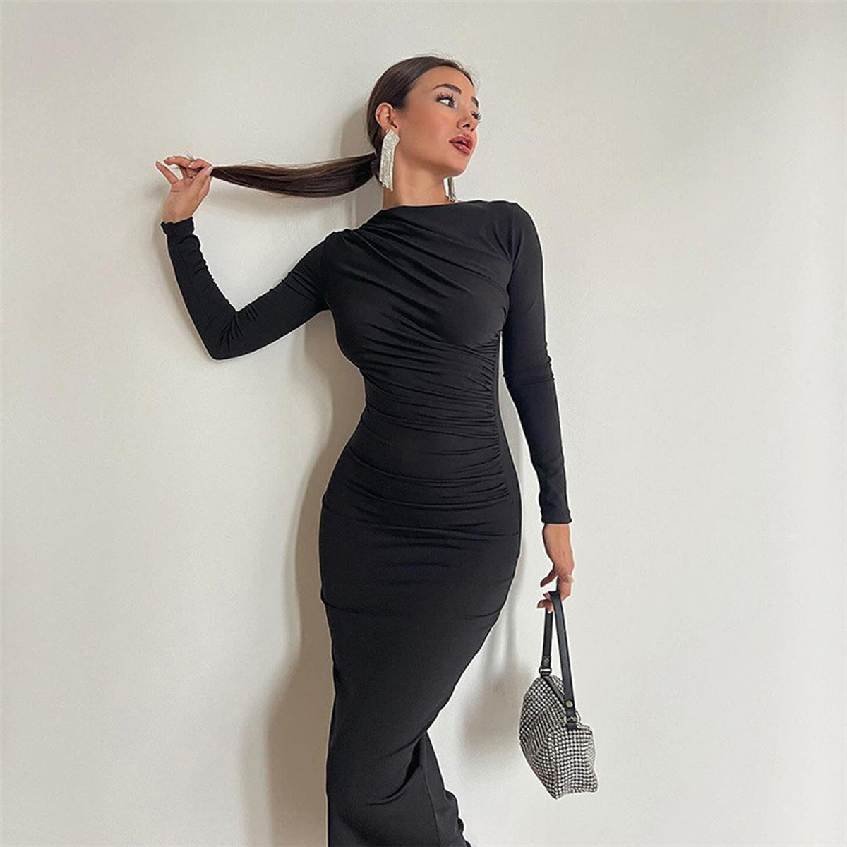 Robe portefeuille élégante à manches longues et coupe ajustée pour femme Berg-Feldt
