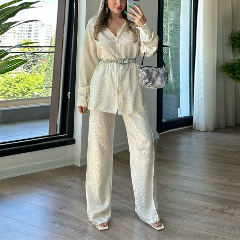 Elegant und lässiges Damen-Set mit Animalprint und Oversize-Schnitt von berg-feldt
