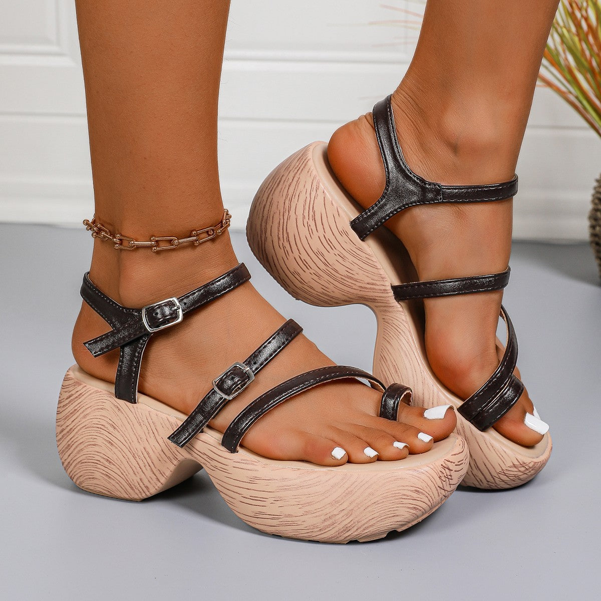Innovative, bequeme Damen-Plateau-Sandalen mit komfortabler Dämpfung von berg-feldt
