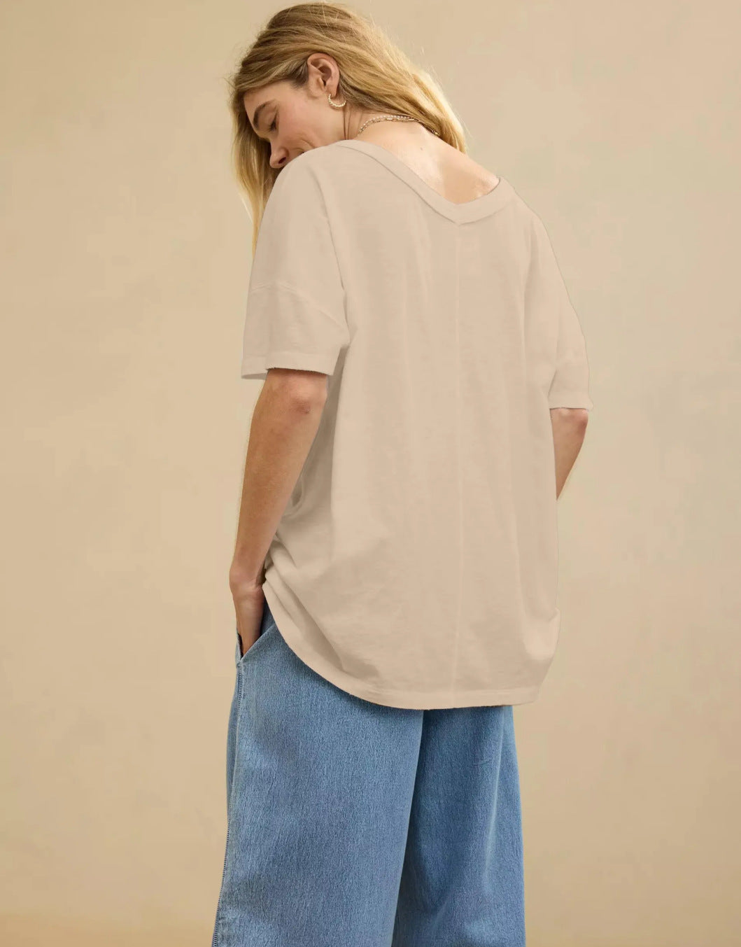 T-shirt femme oversize avec col en V plongeant, coupe décontractée, berg-feldt