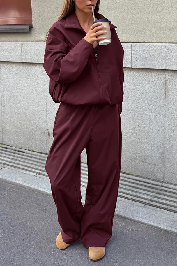 Berg-Feldt | Ensemble pantalon taille haute coupe slim et trench-coat à revers et manches longues Burgundy