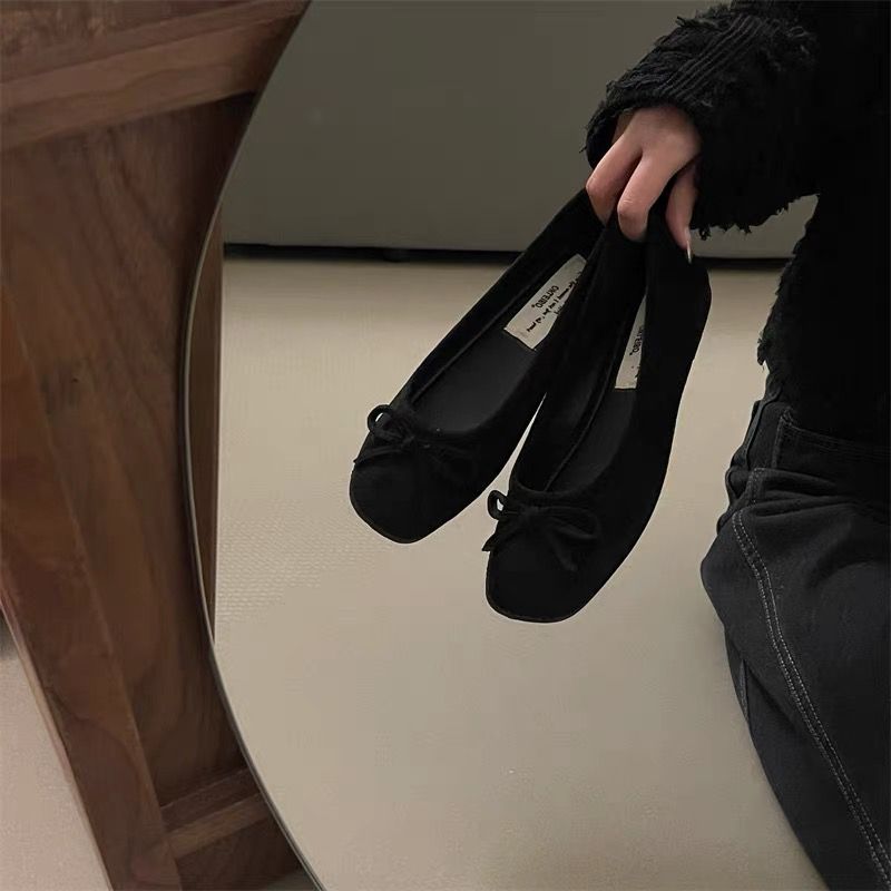 Ballerines en daim pour femme Berg-Feldt avec nœud décoratif