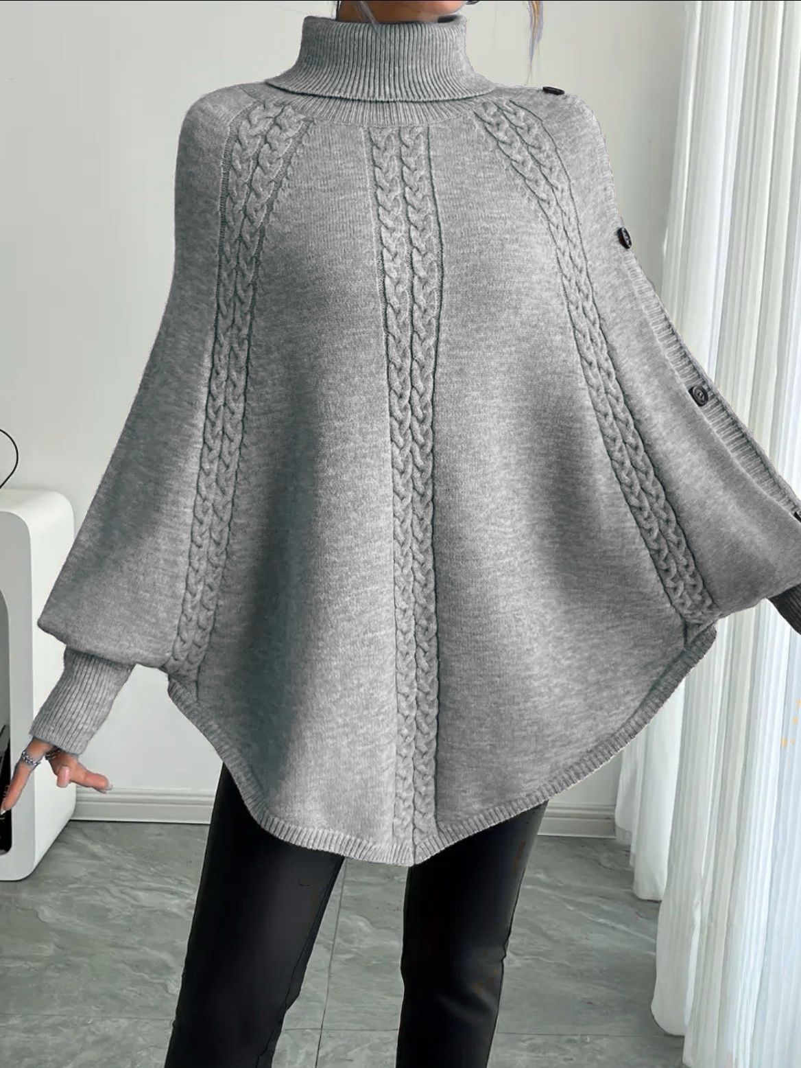 Damen Eleganter Strickponcho mit Rollkragen und Zopfmuster Berg-Feldt