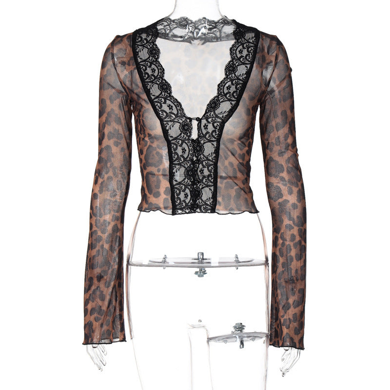Elegantes Damen-Oberteil mit Spitze, langen Ärmeln und besonderem Detail von berg-feldt