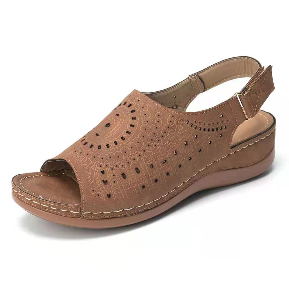 Sandales sportives pour femmes avec coupe décorative et semelle ergonomique de berg-feldt
