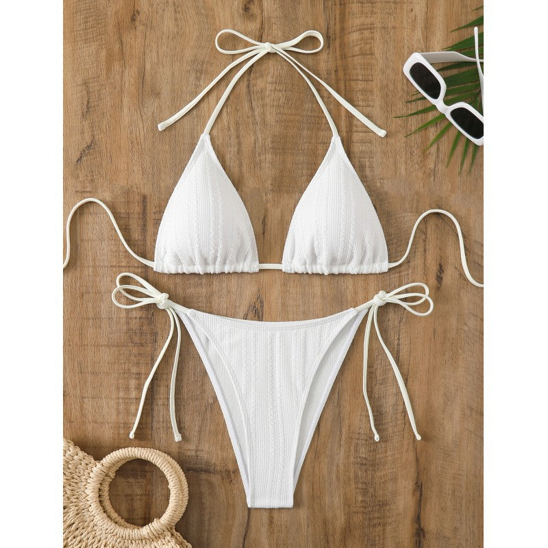 Haut de maillot de bain triangle et bas de bikini texturé avec bretelles ajustables Berg-Feldt pour femme