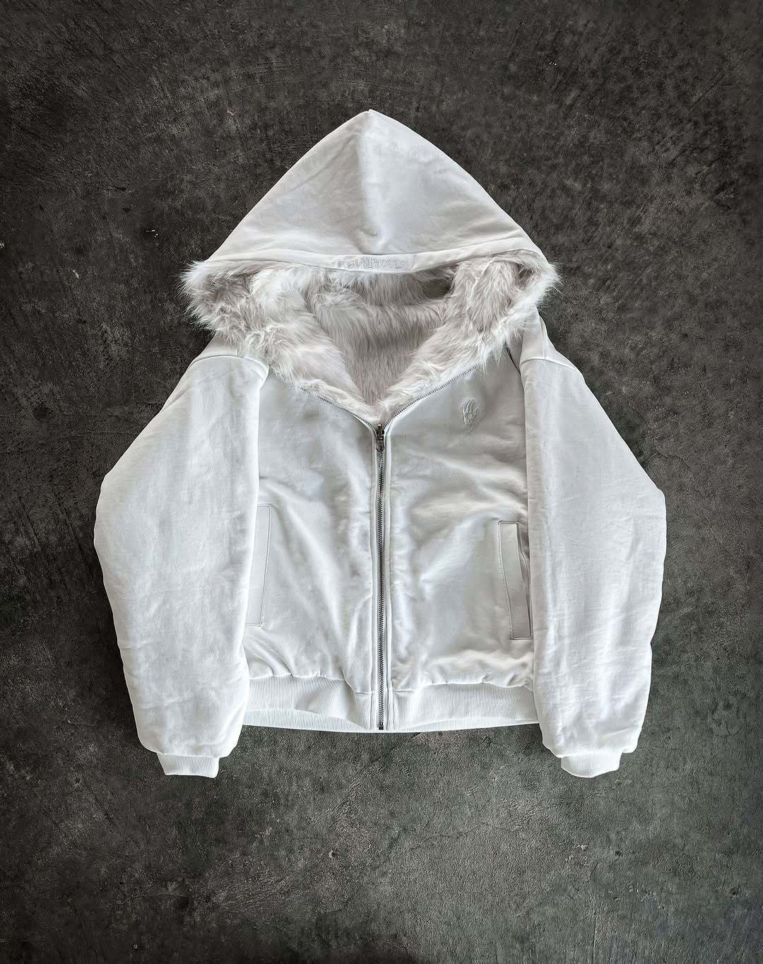 Veste à capuche femme avec doublure douillette et coupe moderne Berg-Feldt