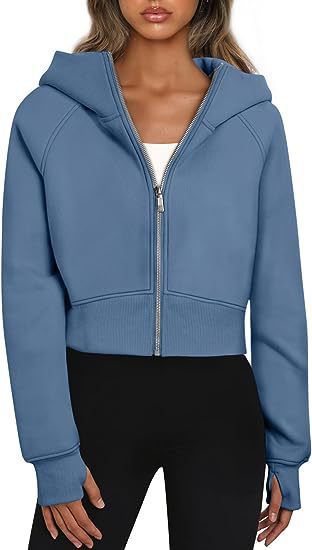 Veste à capuche courte Berg-Feldt pour femmes