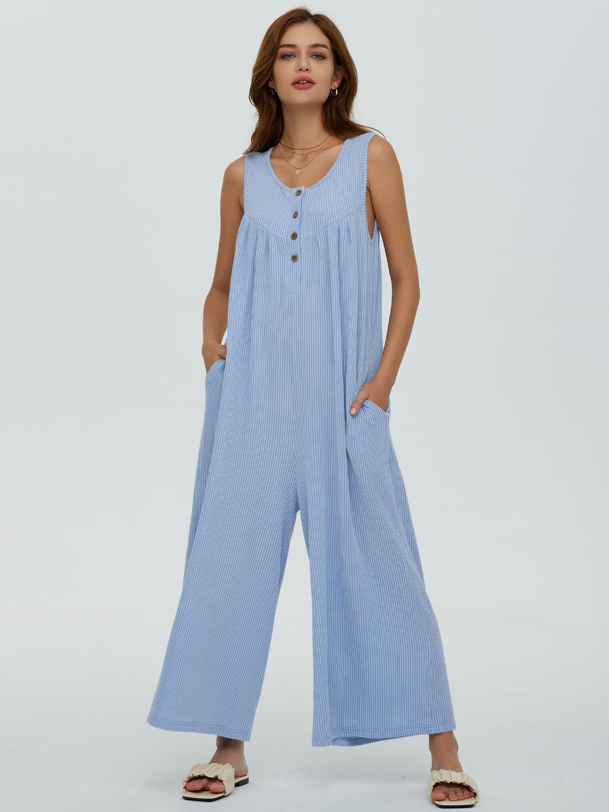 Elegantes, bequemes Damen-Jumpsuit mit Knöpfen und weiten Hosenbeinen von berg-feldt